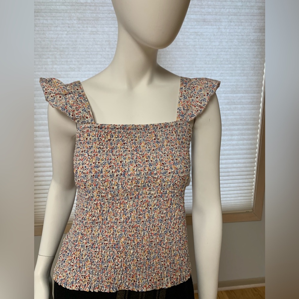 NWT Old Navy Top Size M